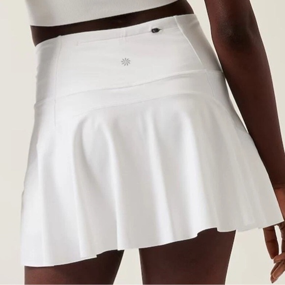 Athleta White Women's Shorts - Picture 2 of 10